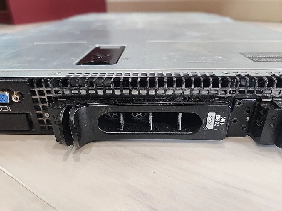 Dell PowerEdge 1950 Server (READ) - Image 3 of 4