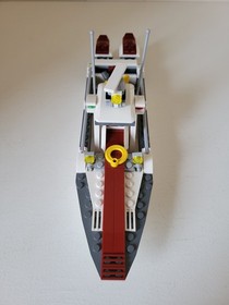 LEGO CITY: Fishing Boat (60147) 100% Complete W/Minifigures + Manual 