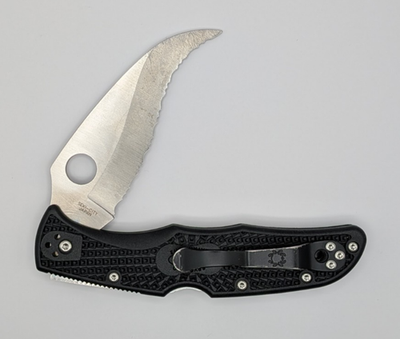 Spyderco Matriarch 2 VG-10 Seki City Reverse S SpyderEdge Serrated