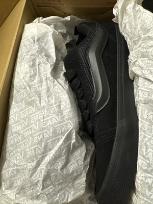 Knu Skool Vans Sneakers Black/Black Size 12 VN0009QCBKA