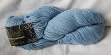 Cascade 220 Peruvian Highland Wool yarn 3.5 oz. - Color: Summer Sky 7815