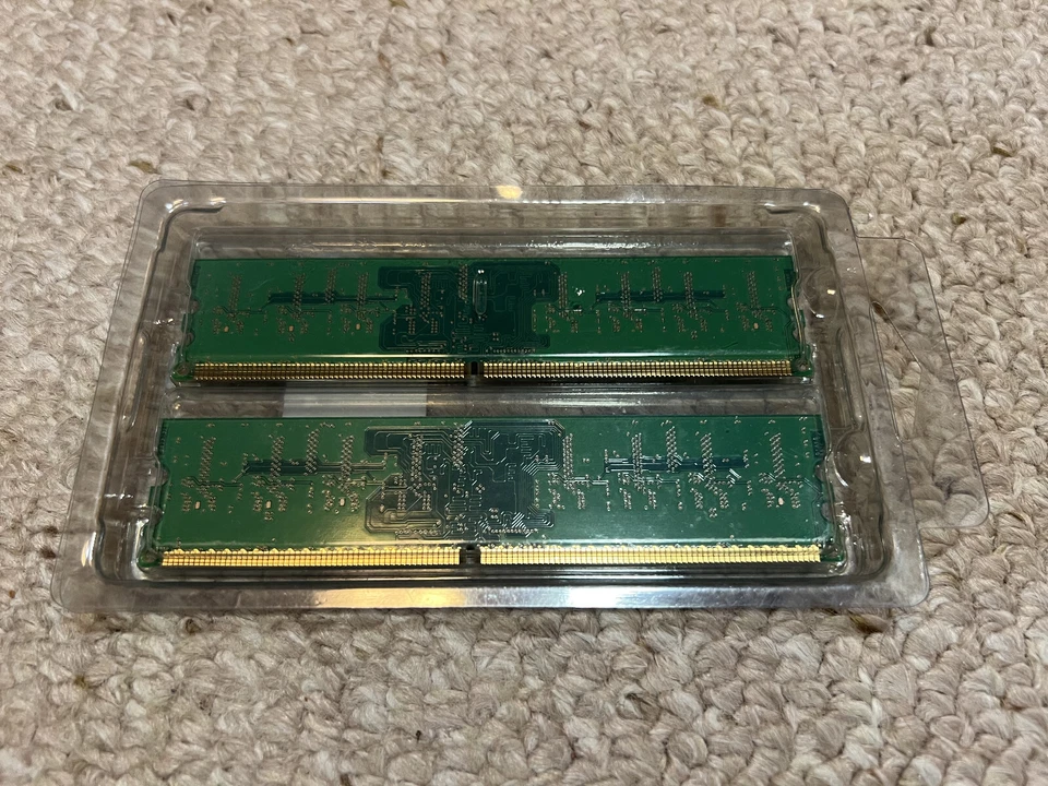 Hynix 2GB (2x1GB) HYMP112U64CP8-S6 PC2-6400 DDR2-800MHz non-ECC Desktop Memory - Image 2 of 4