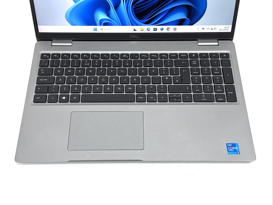 15.6 Dell Latitude 5520 11th Gen i5-1145G7 512GB NVMe SSD 32GB RAM Windows 11 Y8 - Image 3 of 4