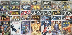 Newsstand JLA Lot Of 35 All Newsstand (DC Comics) Bx6
