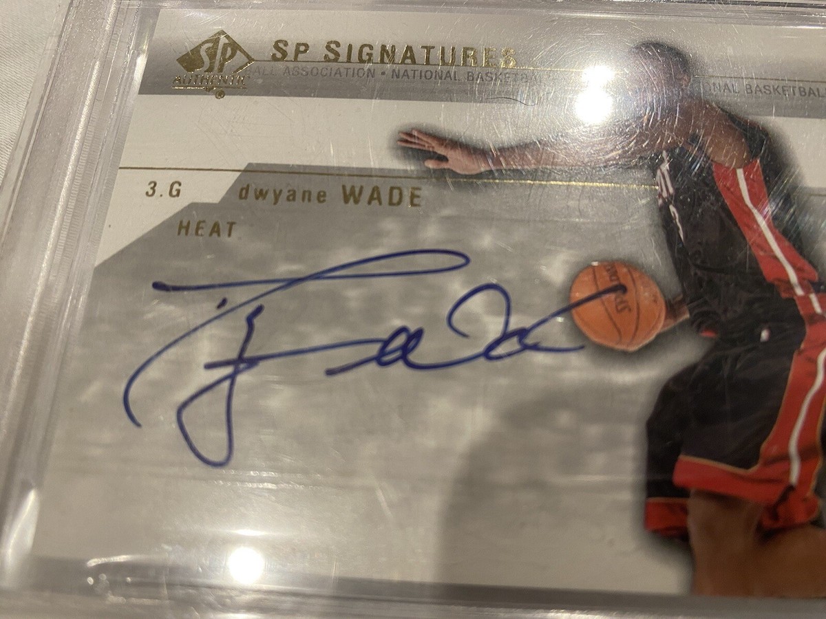 SP Wade 2003-04 Dwyane Signature Edition Rookie Authentic 
