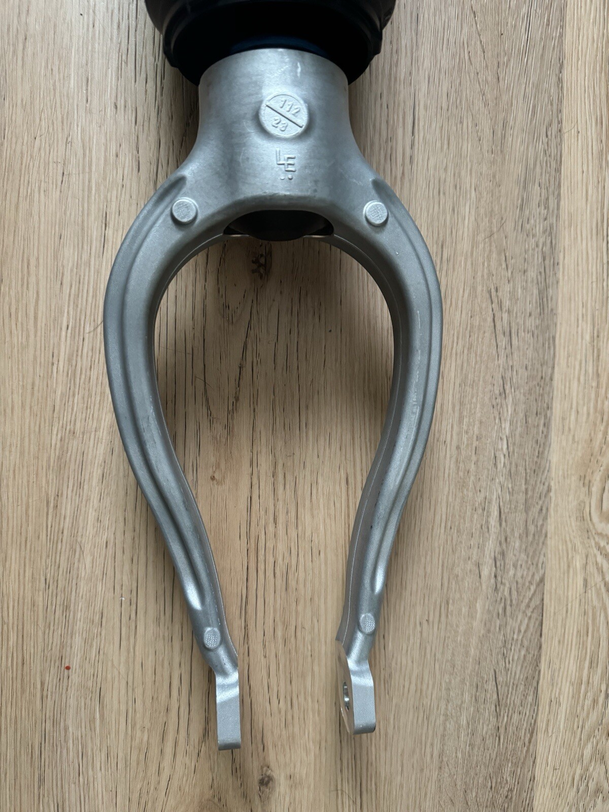 2023 MASERATI GRANTURISMO LEFT FRONT SHOCK ABSORBER AIR SUSPENSION 06703090150