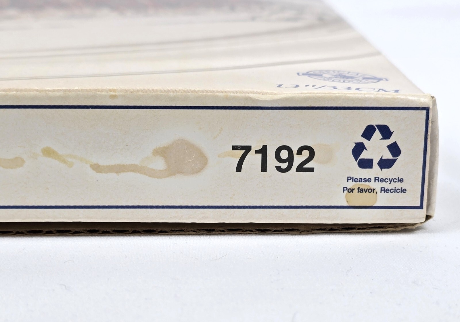 Brown cardboard box with white text reading “7192 Please Recycle” and “Made in USA,” 13" round glass platter.