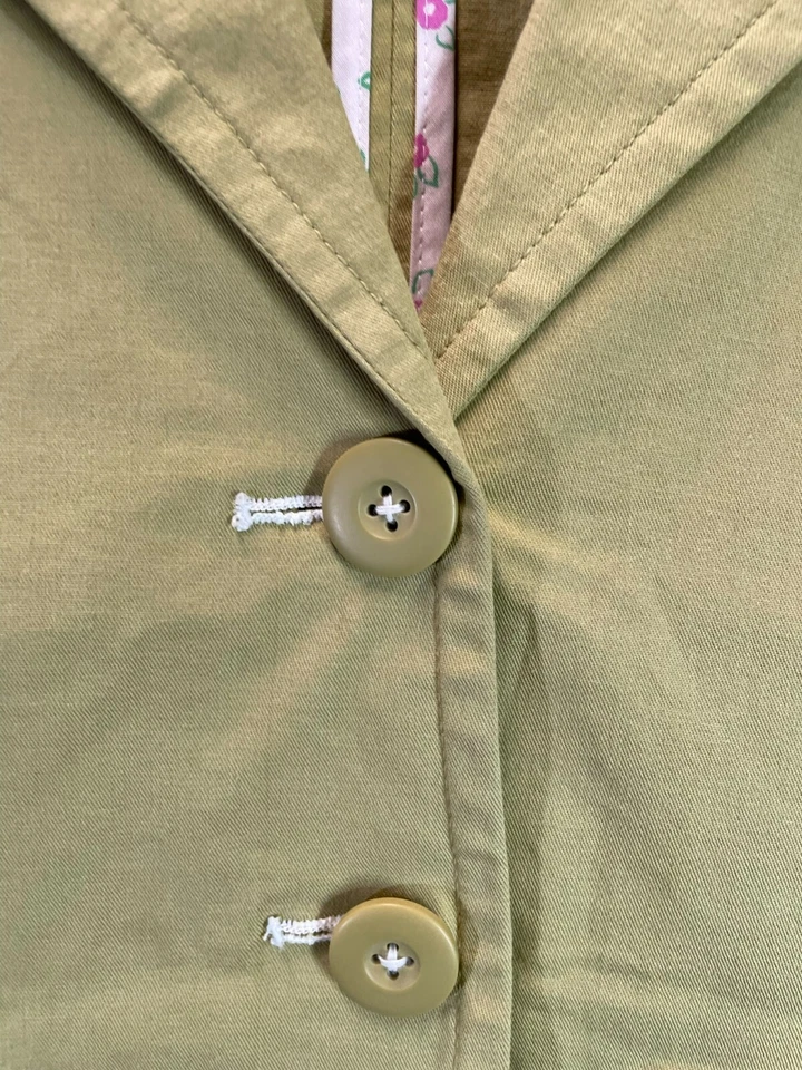 Jaqueta Blazer Doki-Geki Feminina 2 Botões Bambu Manga Longa Bege Tamanho Pequeno - Imagem 3 de 4