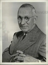 1953 Press Photo "Senator" Ed Ford, Panelist on "Can You Top This?" - pip25134