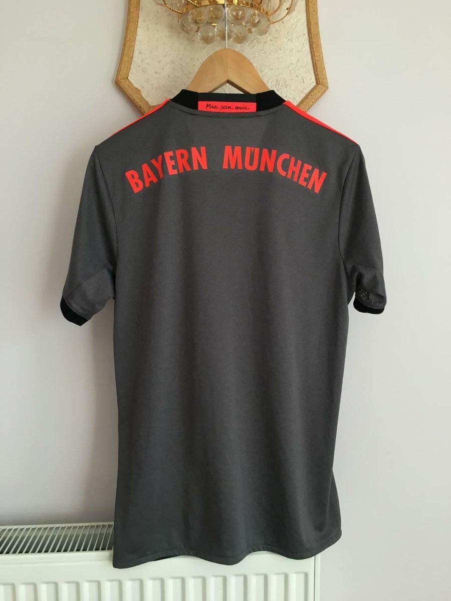 Bayern Away Kit Bayern Monaco Maglia Nera BAYERN MUNICH GERMANY