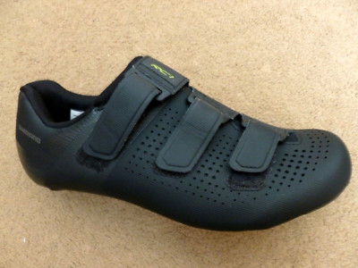Shimano RC1 Damen-Fahrradschuhe schwarz 3 Bolzen - EUR 40 NEU