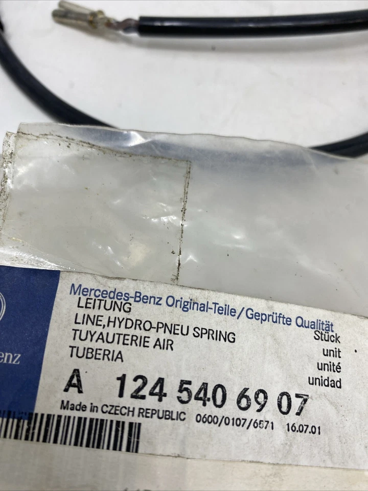 New OEM Mercedes Brake Pad Sensor Front RH For 260E 300CE 300D 300E # 1245406907 - Image 4 of 4