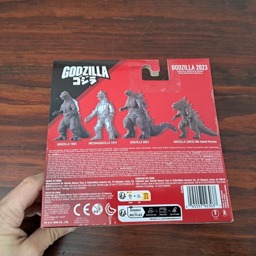 2024 Bandai Namco Godzilla Minus One 2023 Godzilla 3.5” Soft Vinyl Action Figure - Picture 3 of 4