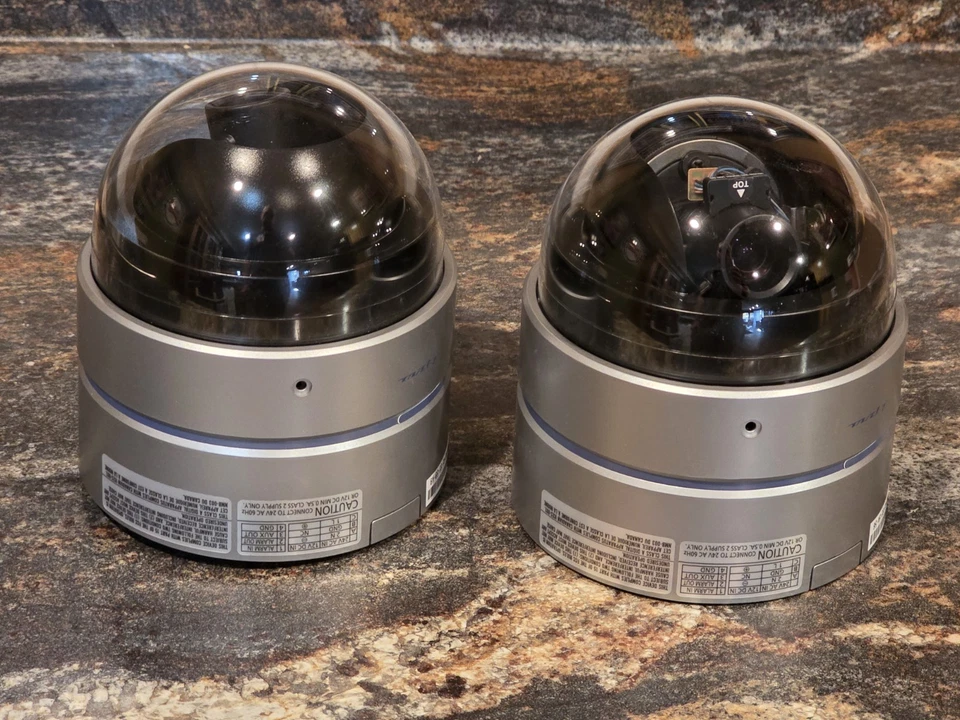 2 Panasonic WV-NF284 I-Pro Indoor Color Fixed Dome Security Camera 2.8-10mm - Image 3 of 4