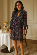 VTG EXPRESS P/S 100% Rayon Long Sleeve Keyhole Neck Shift Mini Dress Geometric