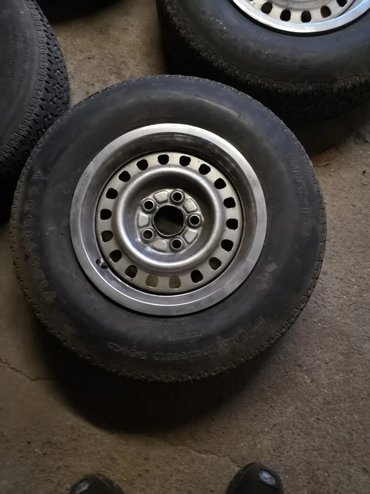 Original Pontiac Fiero 13 Zoll Stahlfelgen - Bild 3 von 4