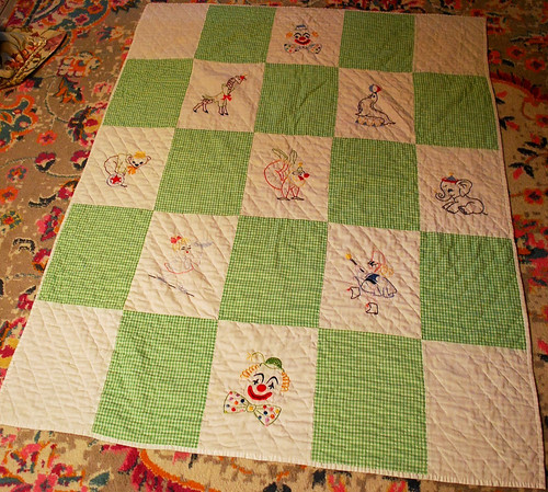 Vtg HAND EMBROIDERED Sewn CHILD'S CIRCUS THROW QUILT 55"x42" Cotton GREEN CHECK