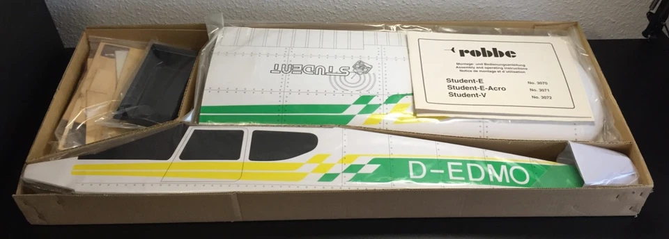 robbe 3070 Student E & V Baukasten ARF RC Modellflugzeug SELTEN! - Bild 2 von 3