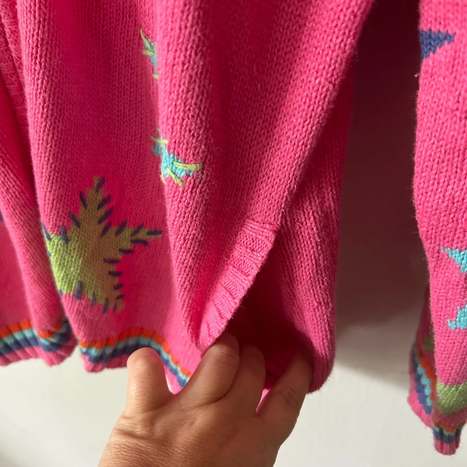 Cárdigan tejido Quacker Factory para mujer medio rosa estrellas rayas cremallera bolsillo con capucha Foto 4 de 4