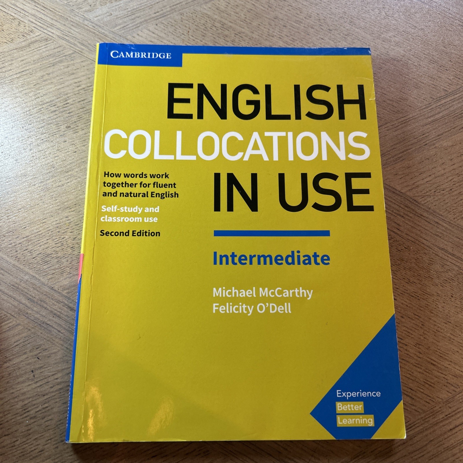 English Collocations in Use Intermediate Book with Answers: How Words Work PB VG