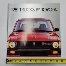 1981 Toyota Pickup Truck Brochure Sr5 4x4 2wd Hilux Usa Dealer Sales Catalog Ad
