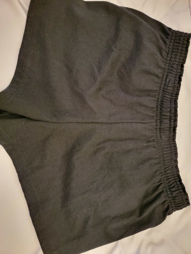 Champion Women's NWT 3.5" Practice Athletic Shorts Black Size Medium - Picture 3 of 11