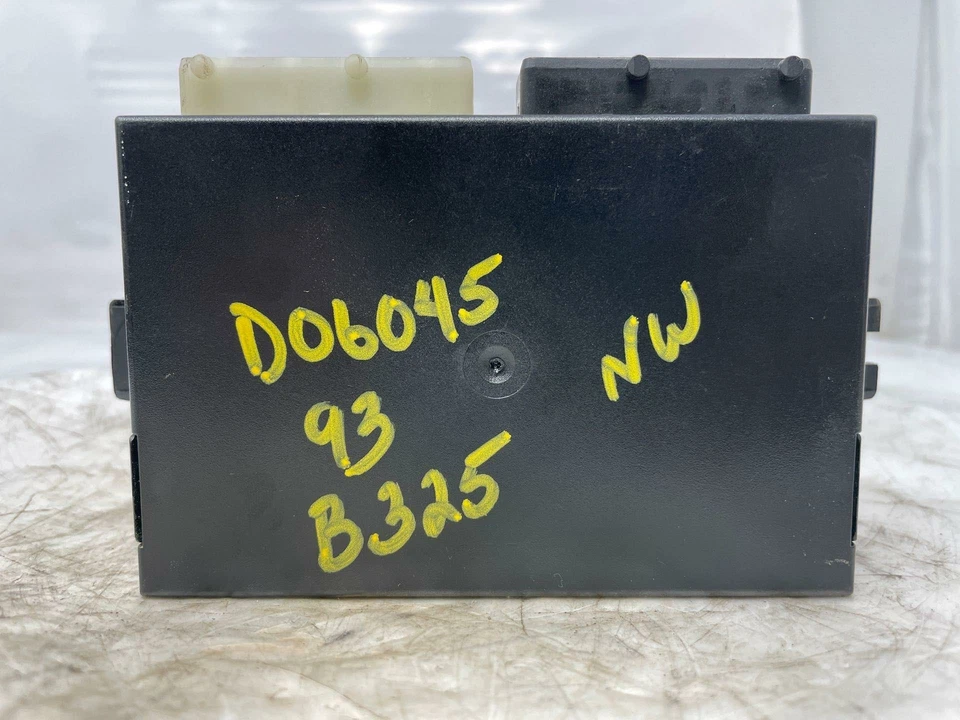 1993 BMW 325i CHECK LIGHT OBC CONTROL MODULE COMPUTER UNIT CM OEM 61351387620 - Image 2 of 4