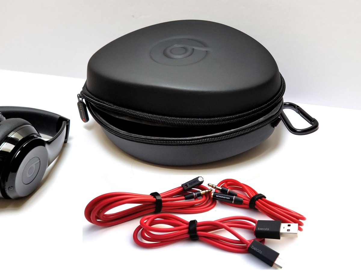 BEATS SOLO3, SOLO2 Headphones accessories: Raised Design. Hard