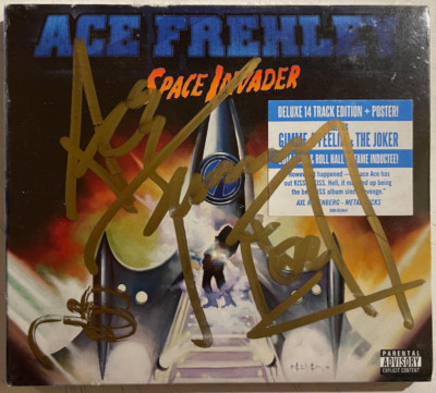 RARE ACE FREHLEY SIGNED CD Great Condition Space Invader Deluxe eOne Kiss