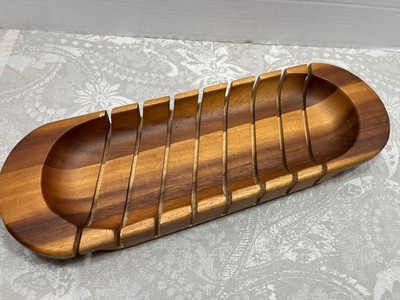 Vagabond House Harvest Oval Bread Board, Acacia Wood French Bread Miter 16.5''