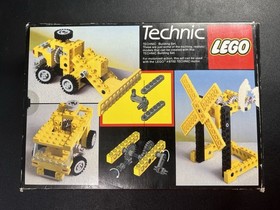 Lego 8020 Technic Universal Building Set 100% Complete w/ Box & Instructions