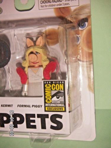 Disney The Muppets SDCC Formal Kermit & Miss Piggy Minimates Toys R' Us - Picture 3 of 6
