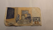 1999 - Central Bank of IRELAND - £5 (Five) Pounds Banknote Serial No. ZTM 643836