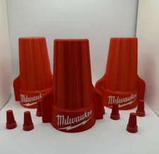 Milwaukee Winged Wire Nut Style Storage Container With Lid