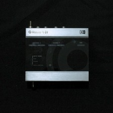 Native Instruments NI Audio 4 DJ USB Interface 24-bit/96kHz TRAKTOR