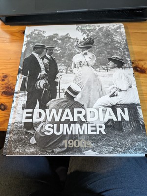 Edwardian Summer: 1900's (Looking Back at Britain) By Tony Allan