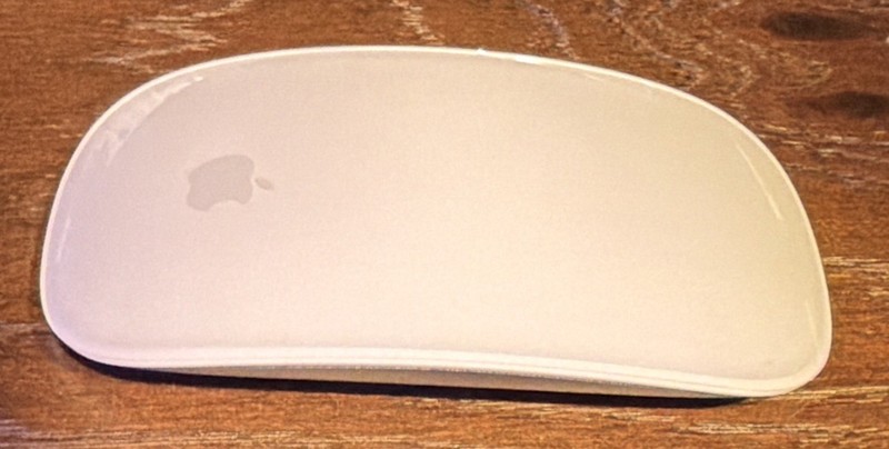 Apple Magic Mouse 2 Wireless Mouse - White (A1657)