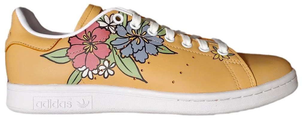 adidas gazelle silver green womens Women's adidas Stan Smith Shoes Hello Kitty