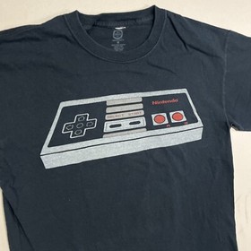 Official Nintendo NES Controller T-Shirt Mens Medium Retro Gaming Video Games