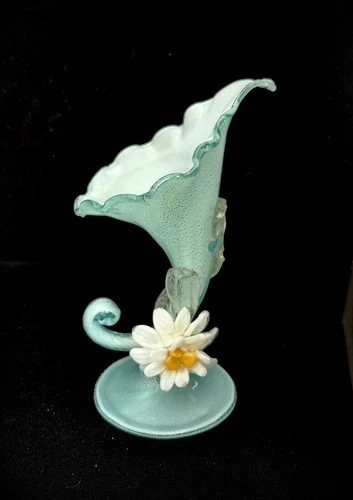 Vtg Opalescent Glass Cornucopia Vase Murano Glass Studios the mid-20th cent 7.5"