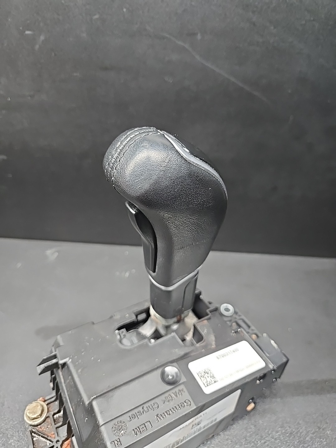 14-20 Maserati Ghibli Automatic Transmission Gear Shift Selector Lever W/ Knob