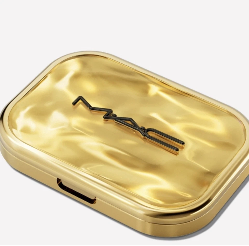 MAC Treasured Eyeshadow Palette X 6 All The Riches Brand New In Box 💯 Authentic - Image 2 of 4