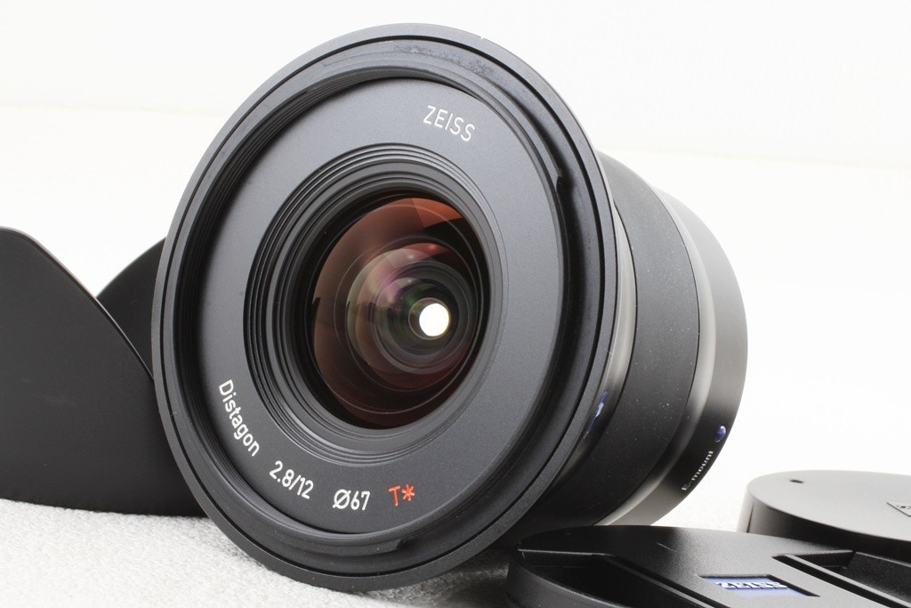 Carl Zeiss Touit 12mm F2.8 Sony E-mount ultra-wide-angle lens