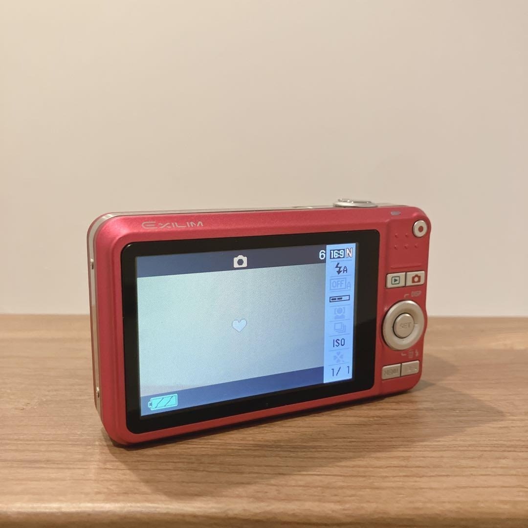 CASIO EXILIM 6xメガピクセル　EX-Z780 Amazon | CASIO デジタルカメラ EXILIM EX-Z780WE 広角26mm 光学6倍
