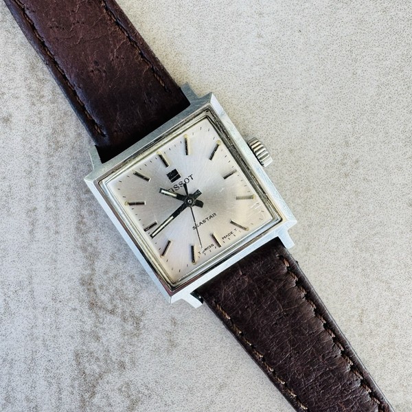 Vintage Tissot Seastar Square Ladies Watch – Swiss Made – 22mm