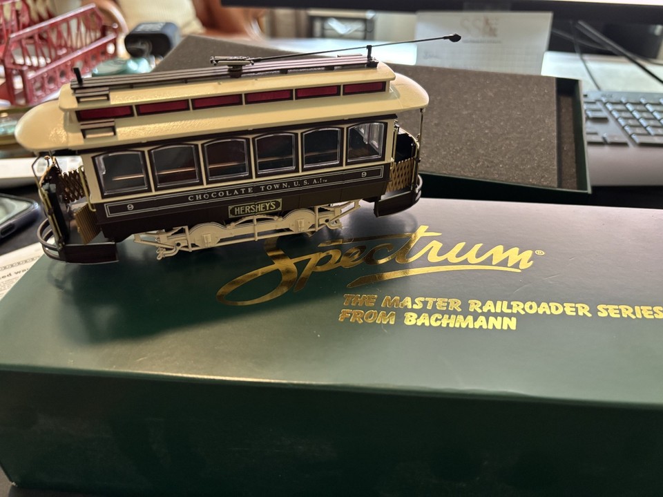 A boxed Bachmann Spectrum ON30 Freight Car 'Billboard Reefer Rampo