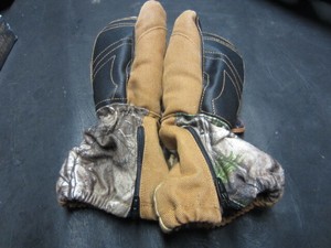 carhartt mittens