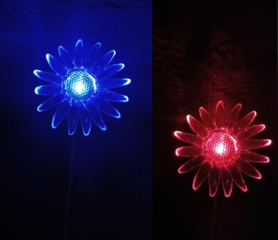 2 Set Sunflower Clear Acrylic Solar Garden Yard Patio Stick Stake Light 