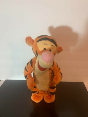 Disney Tigger ボブルヘッド人形 s-l400.jpg