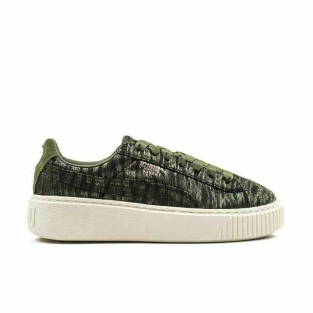green platform pumas